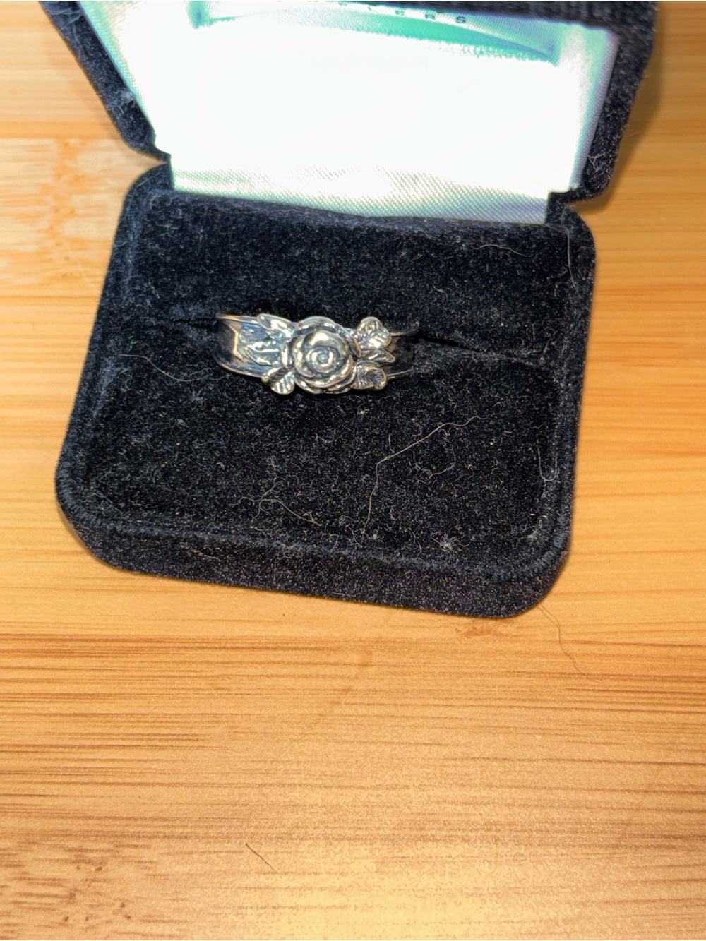 Sterling Silver Rose Band Ring - Floral Women's Ring NWOT box not included